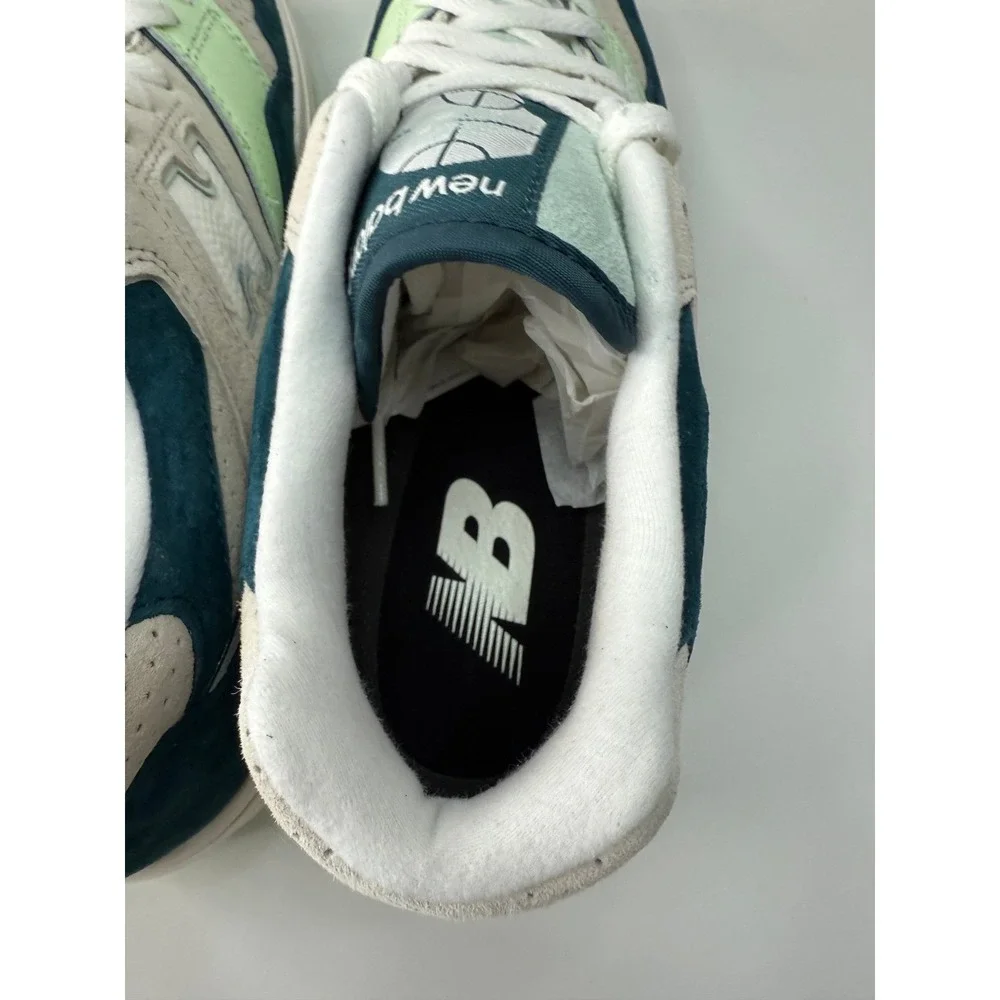 New Balance 550 Green Grey Suede BB550FLV Sneakers Mens 8.5 Womens 10 NEW